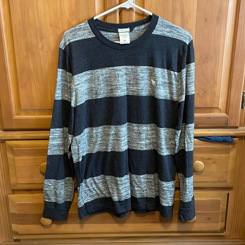 Abercrombie & Fitch Medium Long Sleeve Shirt